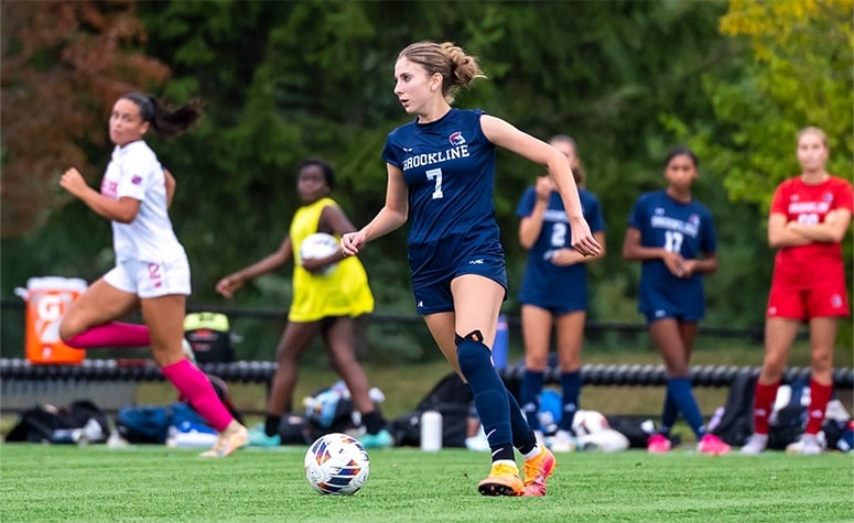 Neve Keselman was a dangerous attacker for Brookline. (Patrick Donnelly/NESJ)
